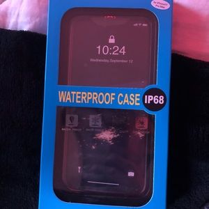 Black life proof iPhone 11 Pro Max case